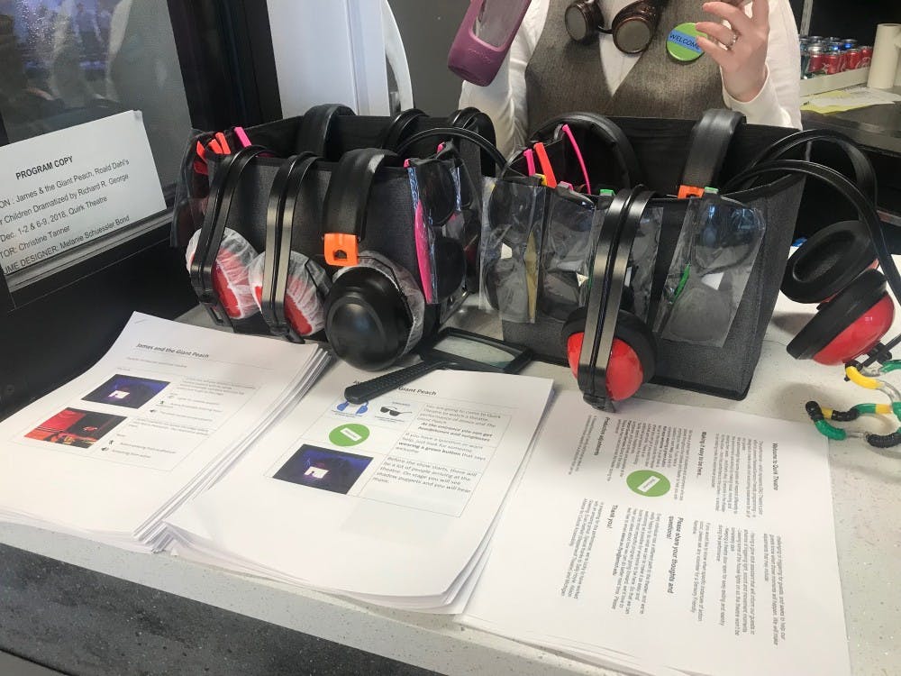 Noise-cancelling headphones