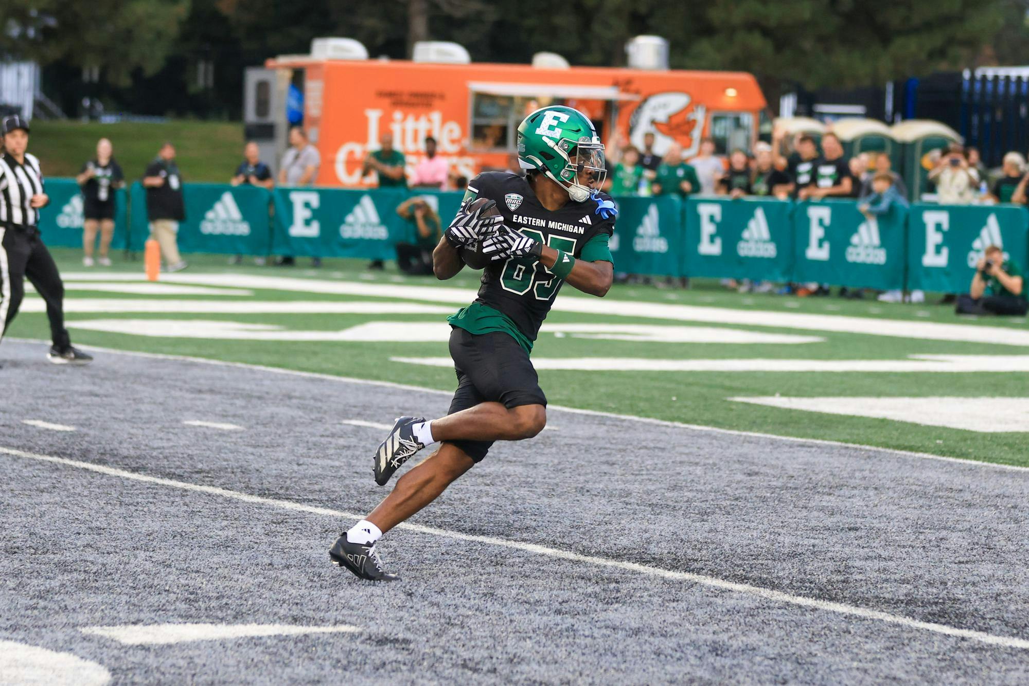 No. 85 Kozy Isaac receives a 40 yard pass 