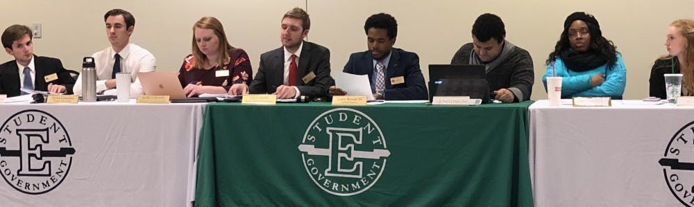 Student Senate Amends Online Classes Resolution