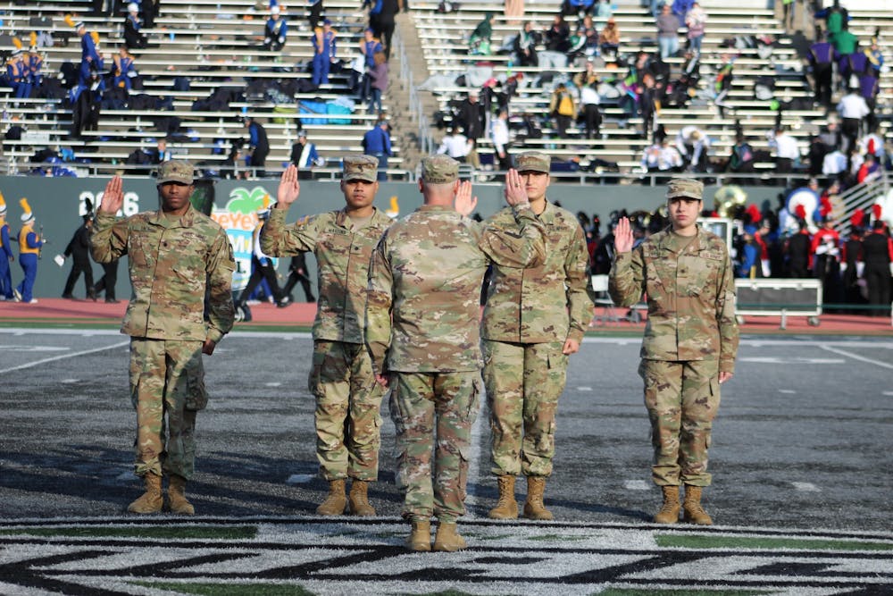 EMU ROTC members make commitment pledge to U.S Army 