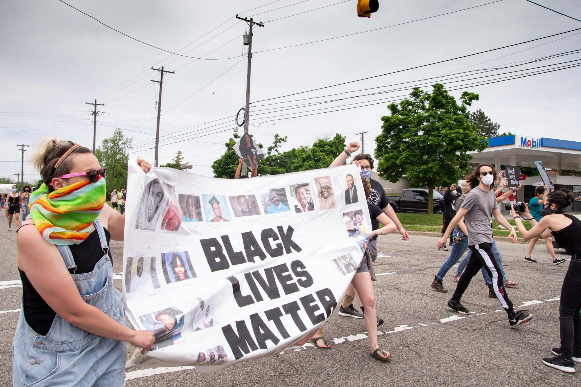 Second protest emerges after white Washtenaw County deputy is accused of using excessive force on black woman (22)