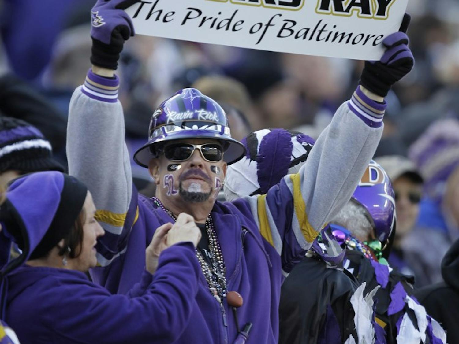 SPORTS COLTS-RAVENS 30 MCT