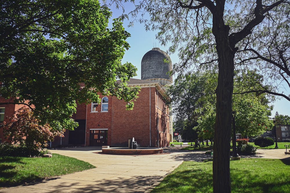 Former professor gifts $1 million to the EMU Foundation