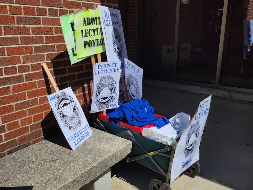Lecturers picket supplies outside Pray Harold on Monday Aug. 28.