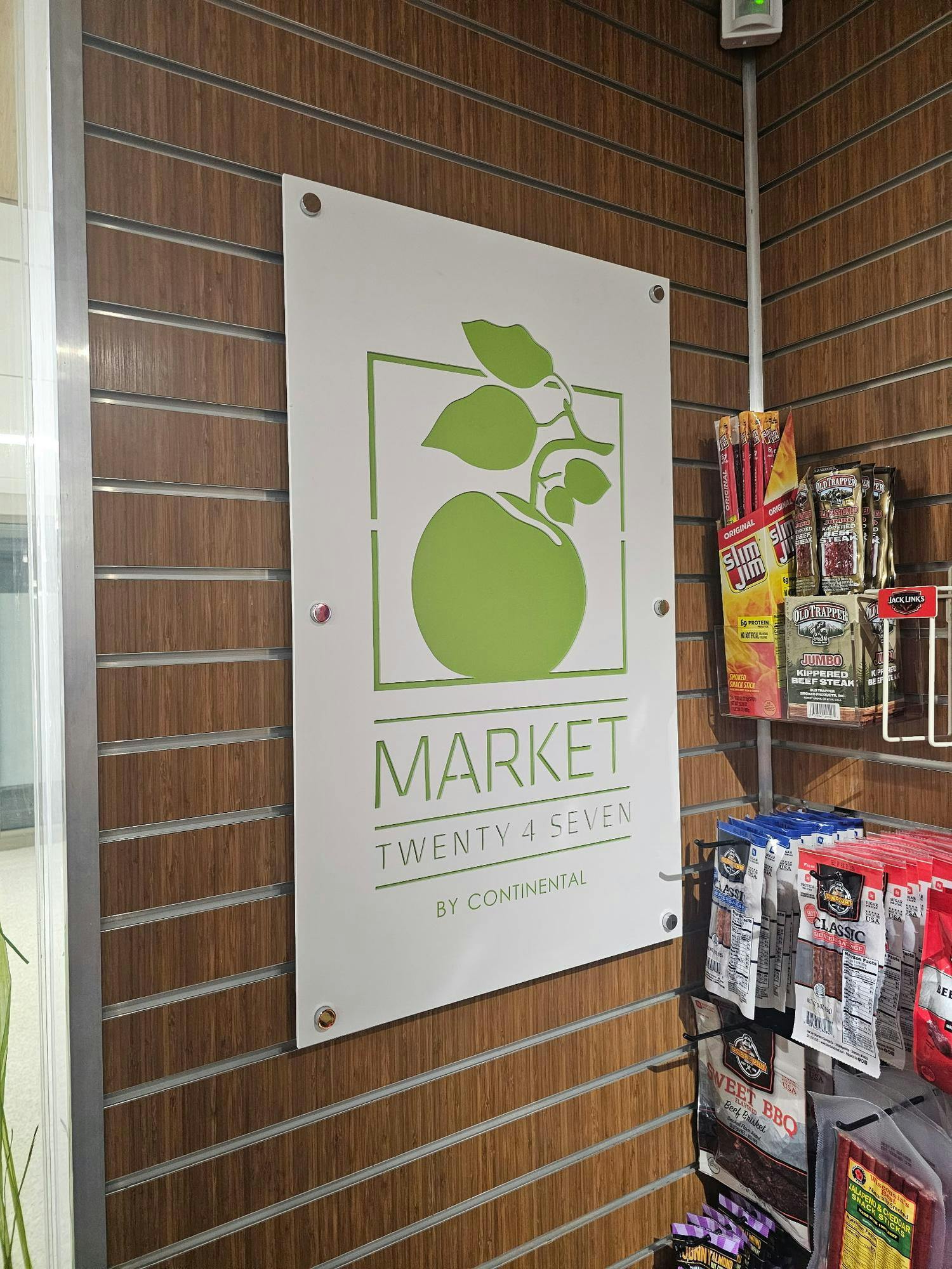 Self-service market opens in Pray-Harrold