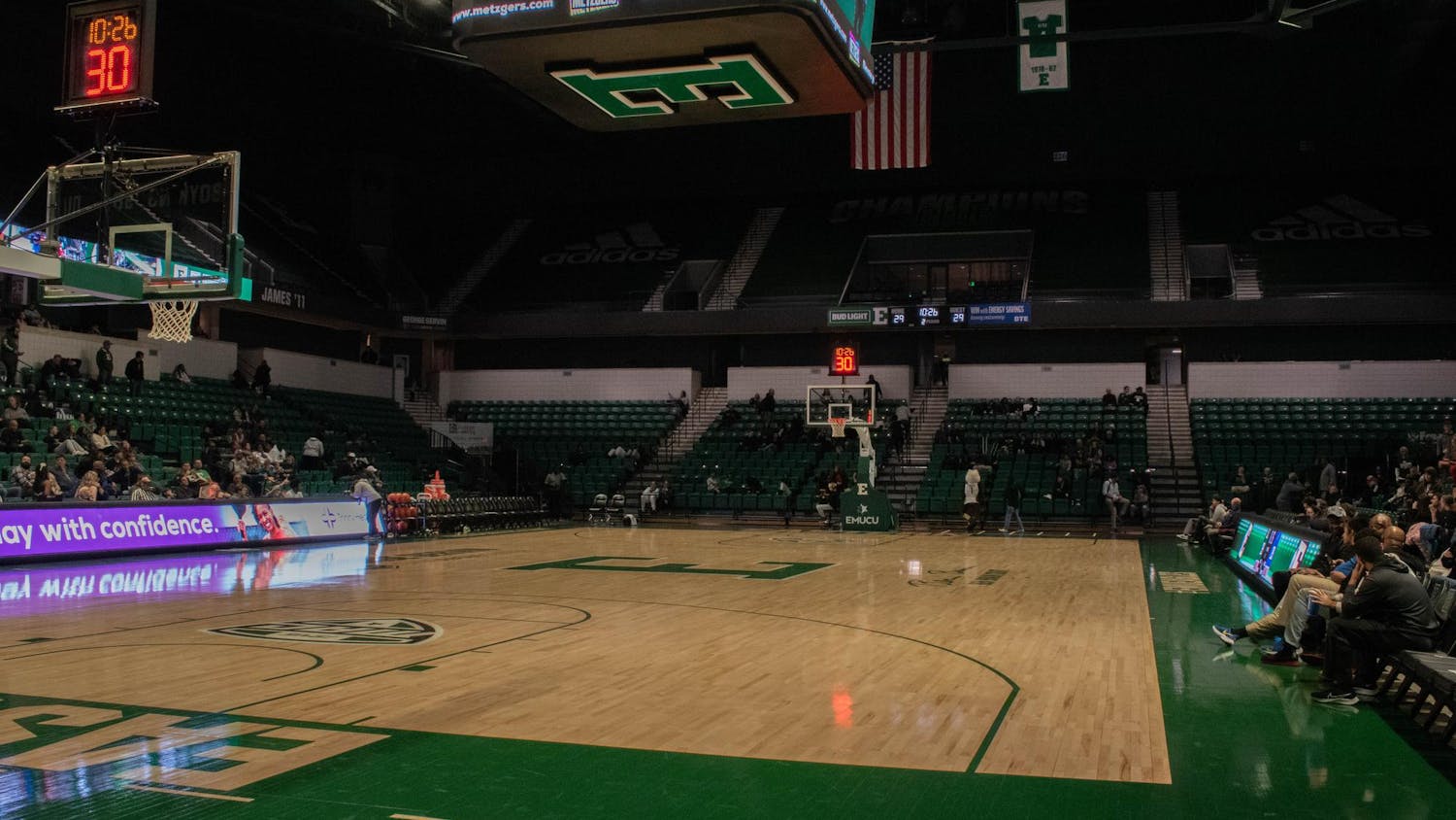 EMU Men's Basketball Game (Open Court)