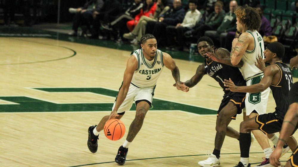 #5 Braelon Green starting a lay-up