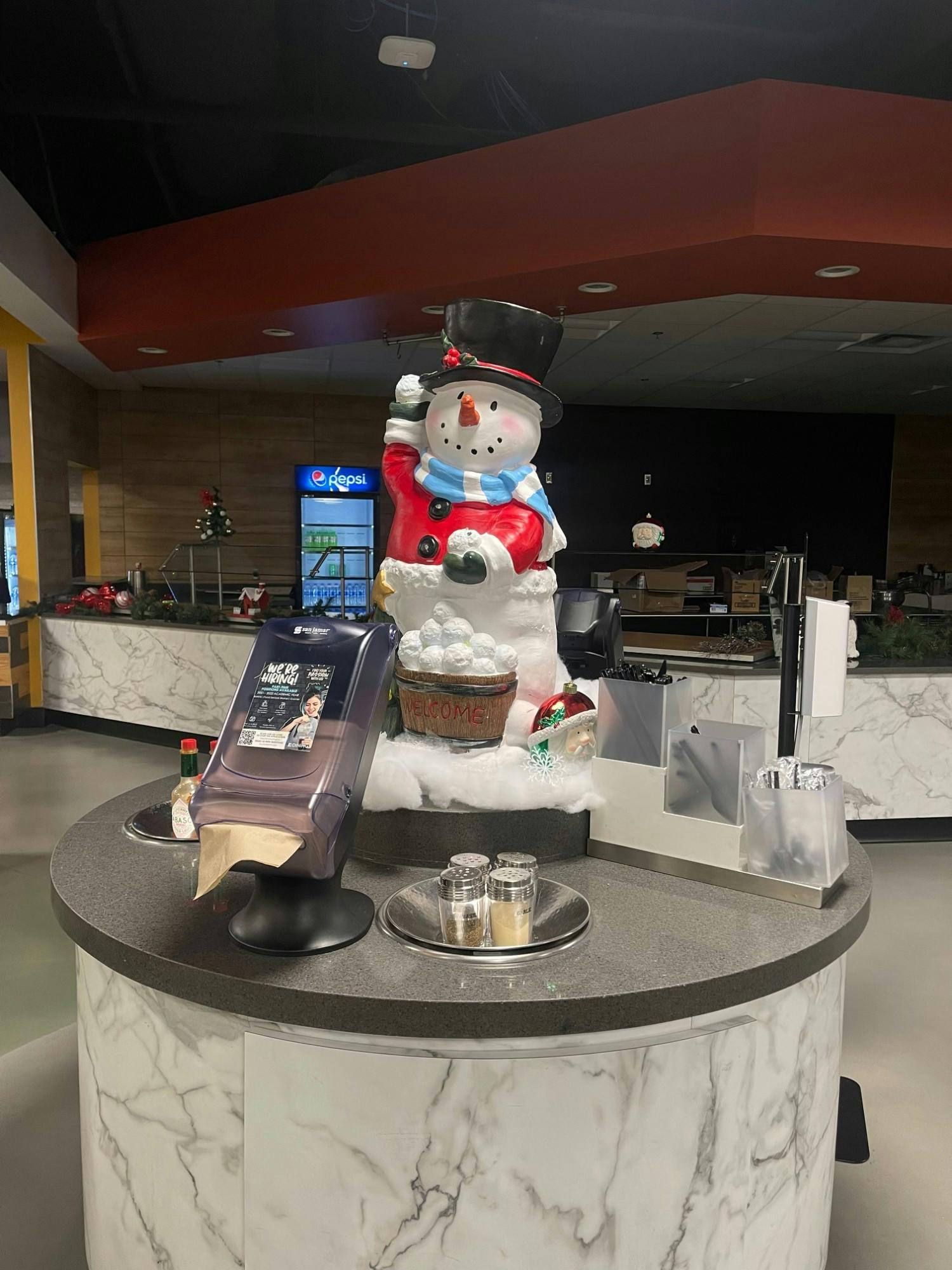 Photos of Christmas Decorations in the Student Center