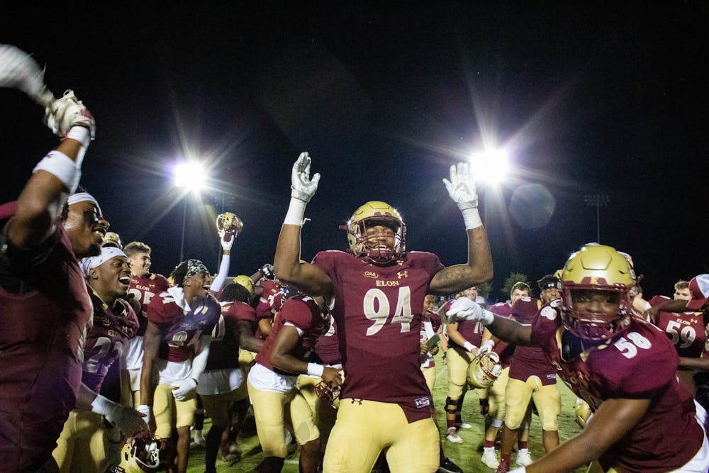 Elon Phoenix on X: Former @ElonFootball linebacker Tony Settles '87 was  one of several former @Redskins players to be honored with Super Bowl rings  this week. Congrats, Tony!    / X