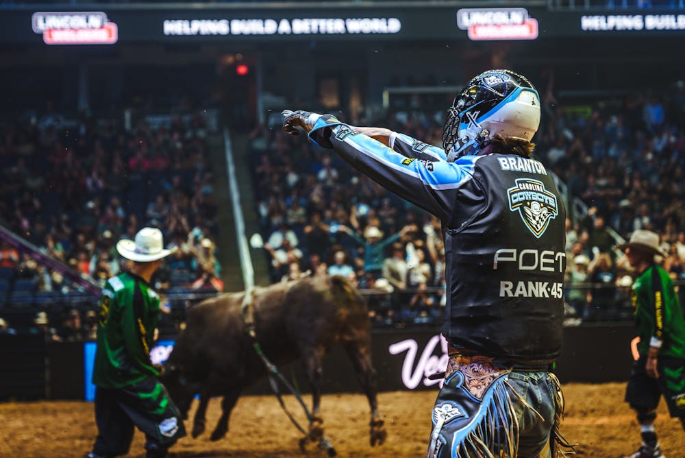 a9a9e562-eff1-4411-bb33-1bab5a79aa18-original