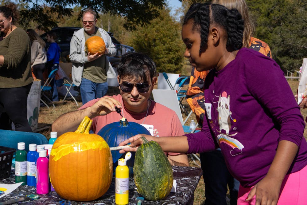 holtz-hootonthefarm-10-25-25-6