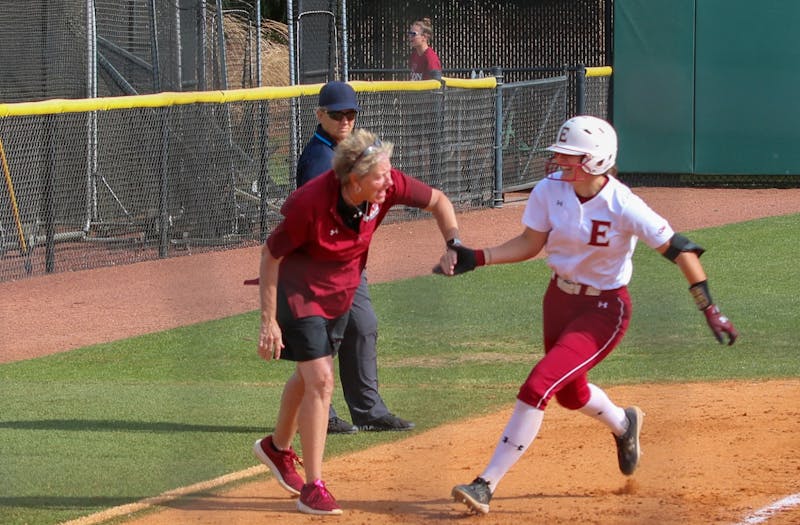 Elon softball wins both games in a doubleheader against Drexel