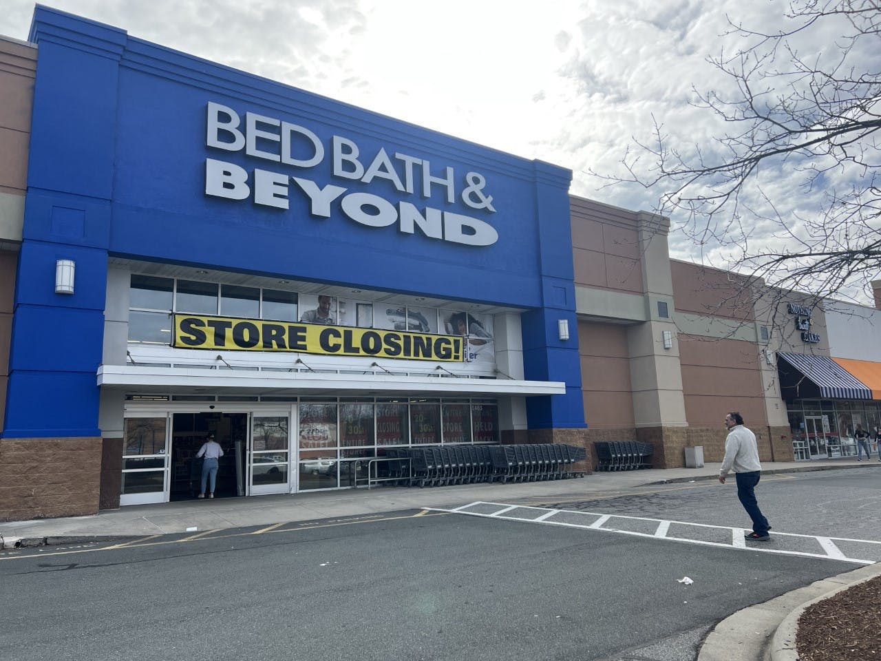 Bed bath and beyond store sad lamp