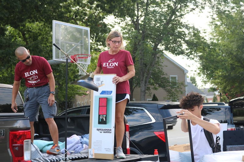 Elon partners with Shipt to offer students delivery of groceries, household  essentials to campus, Today at Elon