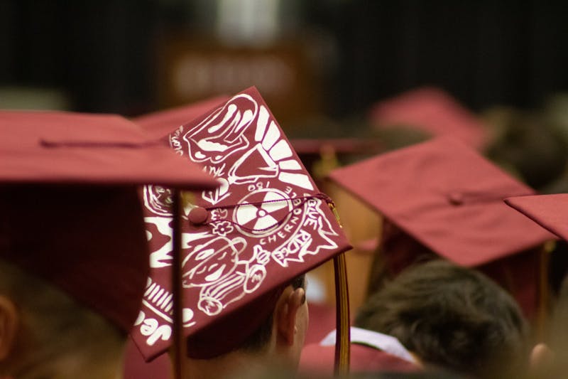 Ashton Newhall to be Elon University’s 2023 commencement speaker Elon