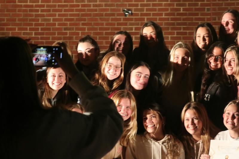 Team 5 announced as winners of Elon University's 2022 Greek Week - Elon ...