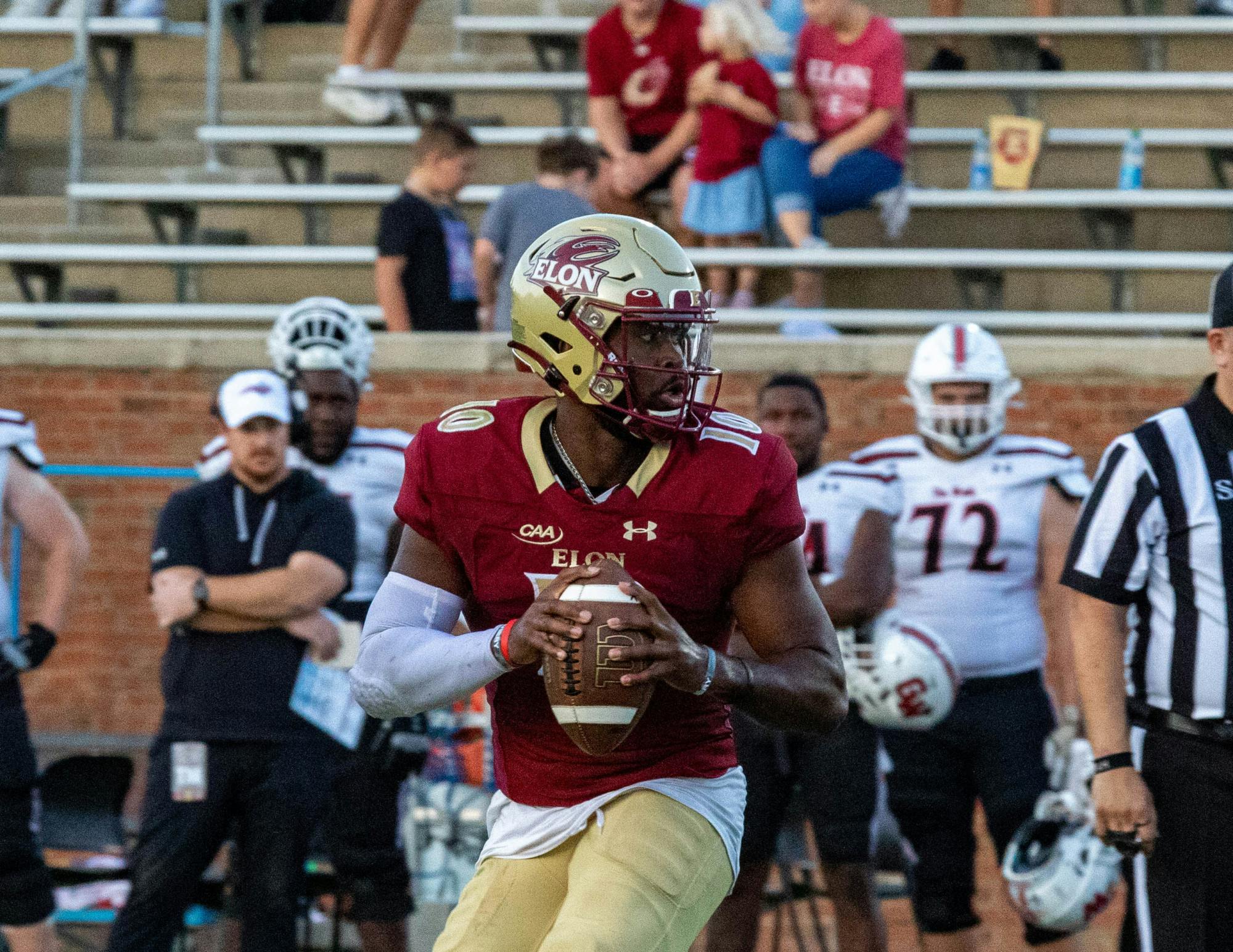 Elon Football Wins Nailbiter 30-24 In Final Seconds Over Gardner-Webb ...