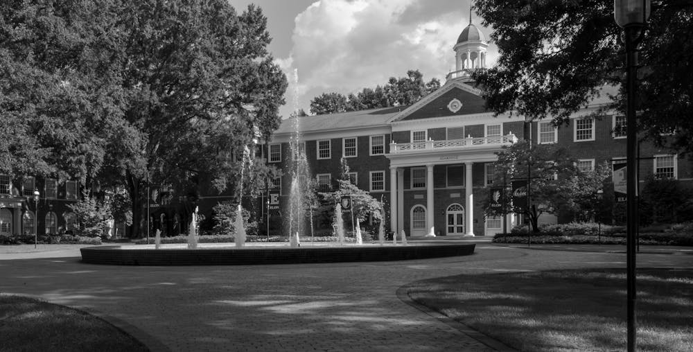 alamancefountainblackandwhite