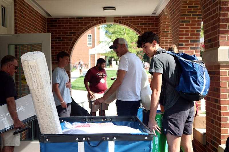 Elon University Move-In Day 2023 welcomes new students to campus - Elon ...