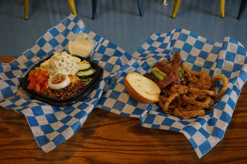 Elon Eats New restaurant offers "fast food from 50 years ago" Elon