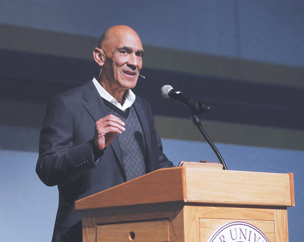 Dungy shares stories of faith at Taylor