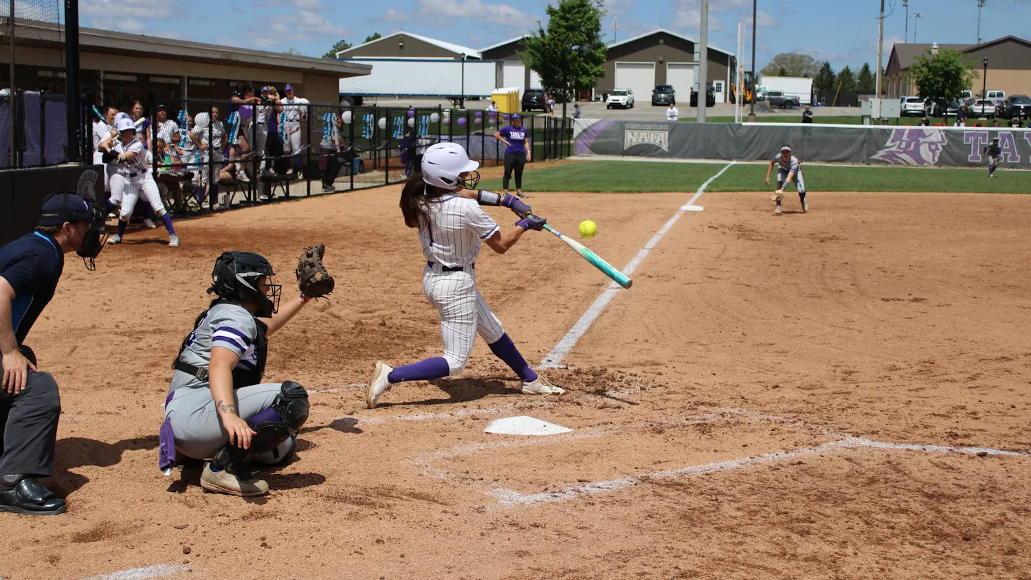 good softball pic.JPG