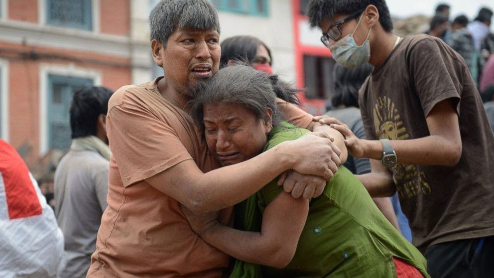 GTY_nepal_earthquake_6_jt_150425_1_16x9_992.jpg