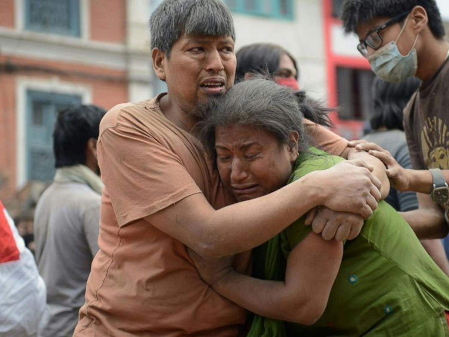 GTY_nepal_earthquake_6_jt_150425_1_16x9_992.jpg
