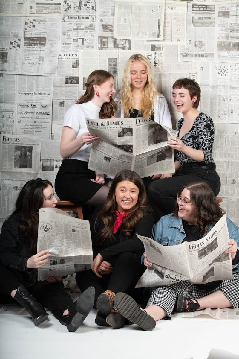 Kaelynn Shultz’s photoshoot celebrates the efforts of women journalists at Taylor University.
