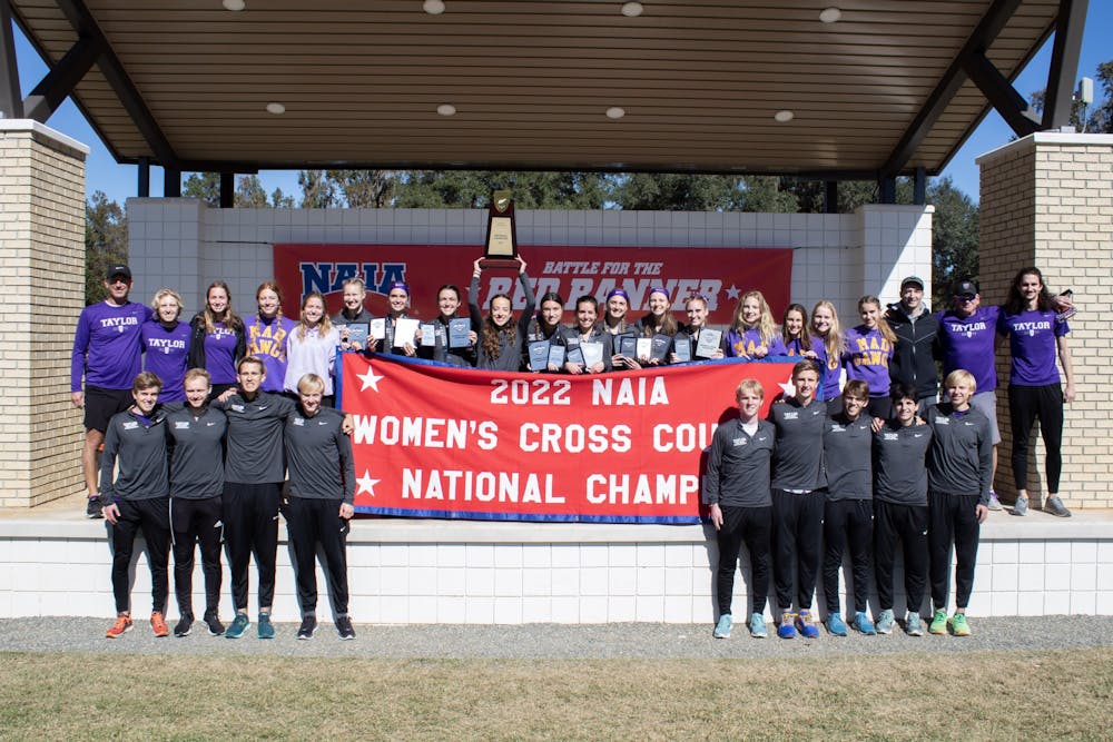 Women’s cross country wins nationals
