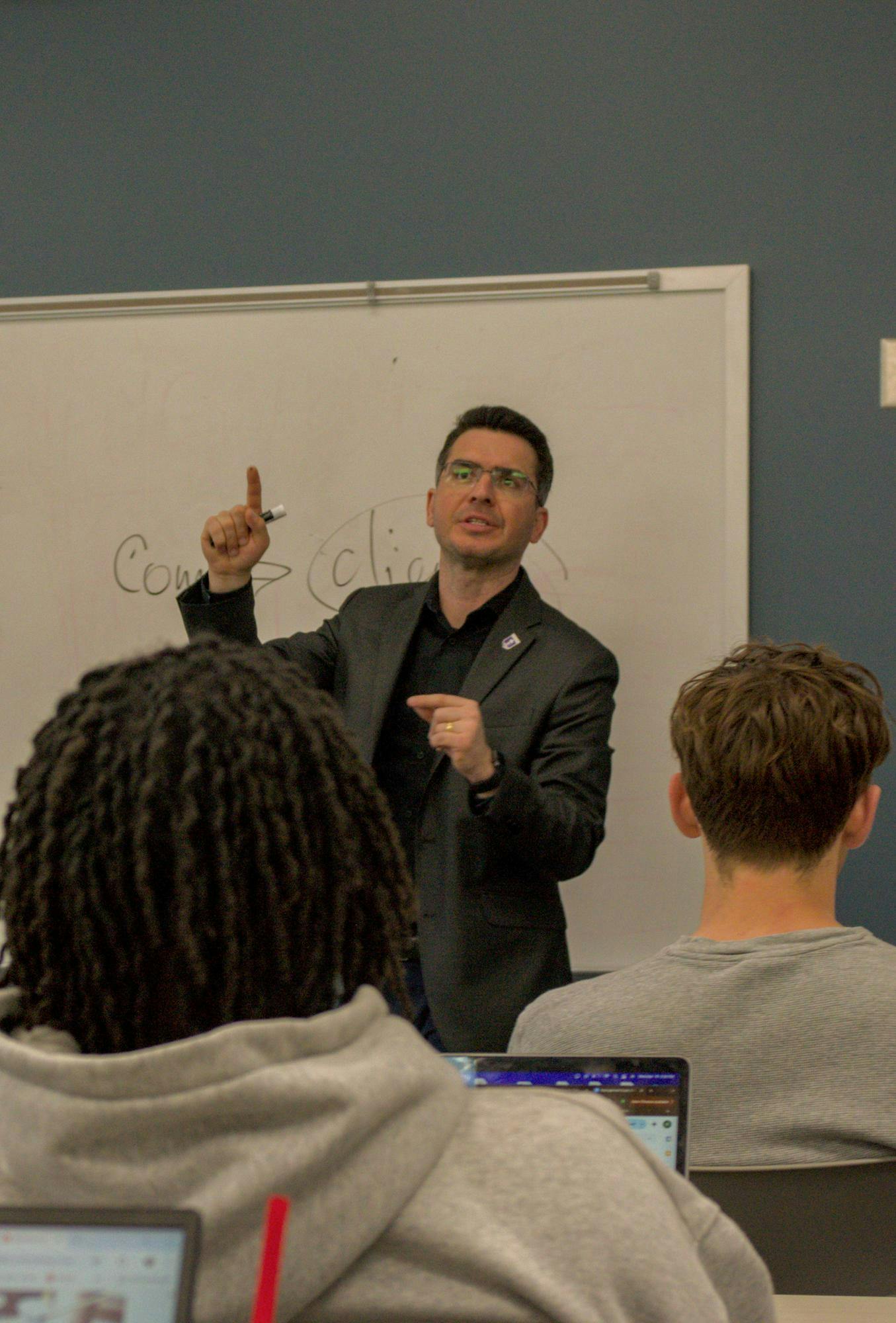 3.10.25 Dr. Samuel Mamede-1-MZ.jpg