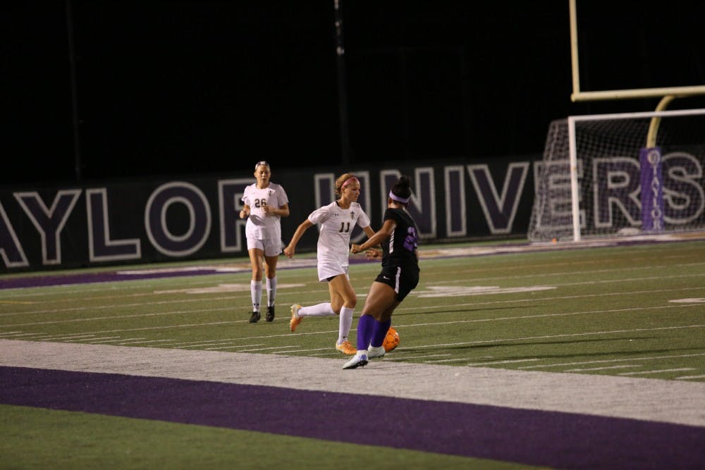 Taylor had little trouble with Bethel on Saturday