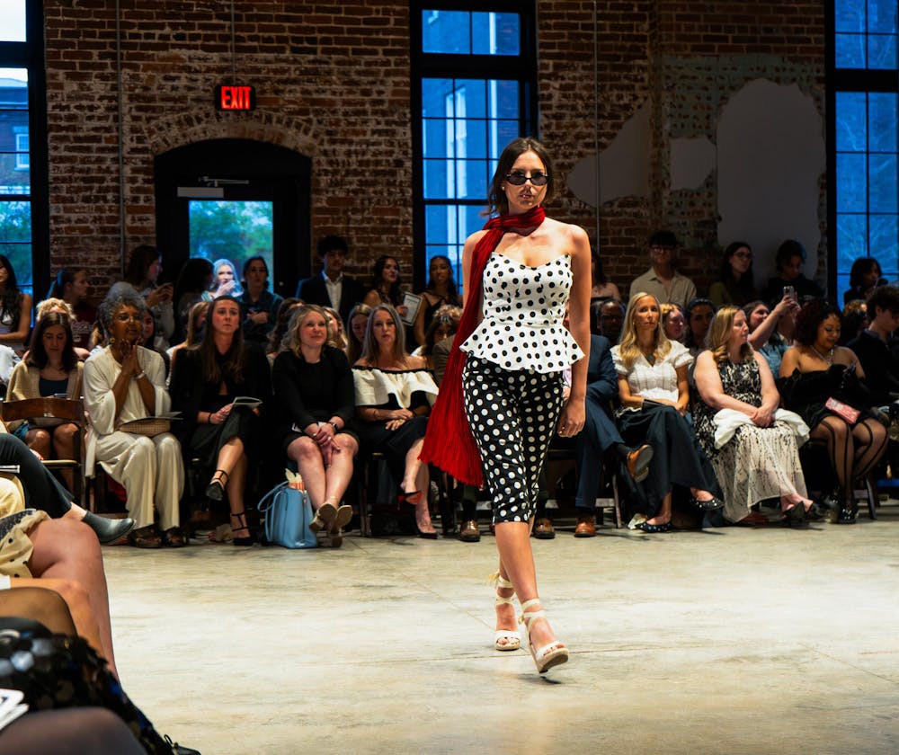 deston-fashion-show20260325-17