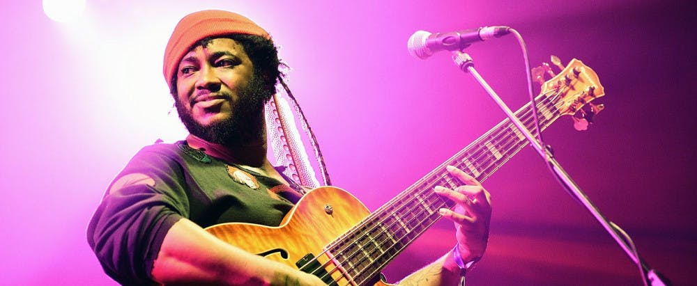 thundercat-stephen-bruner-performance-2016-billboard-1548-e1517943749283
