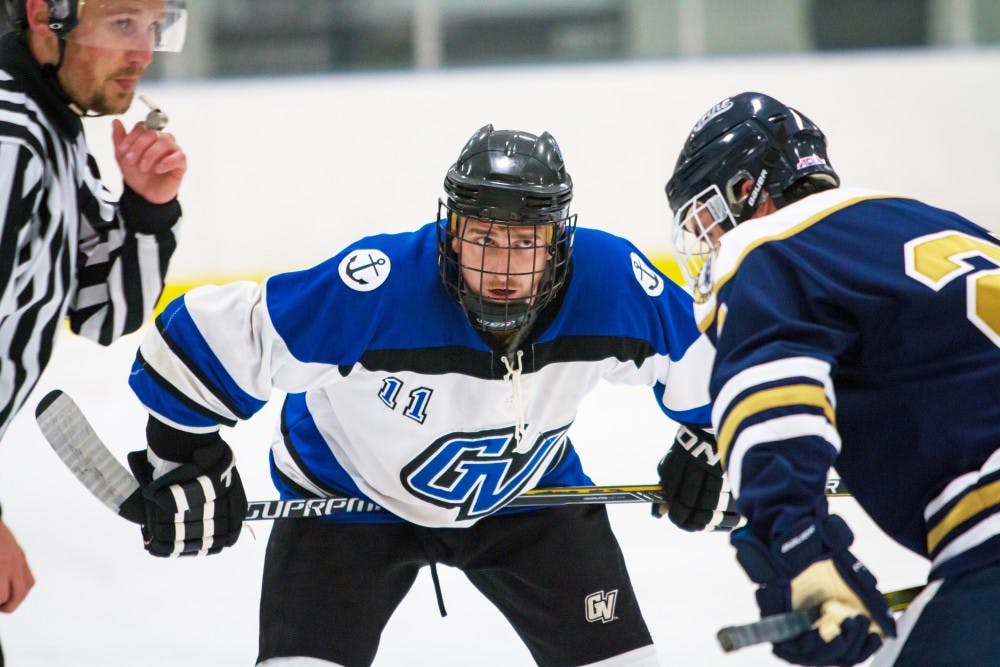 D2HockeyvsTrine_RGB00