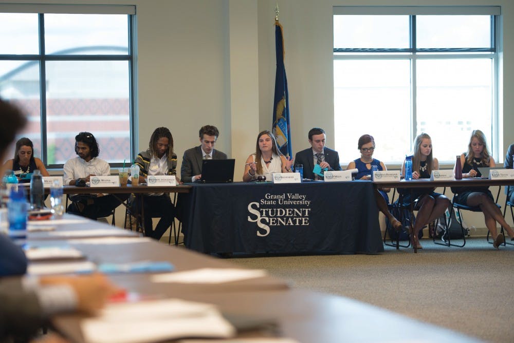 studentsenatesept2016_rgb_13