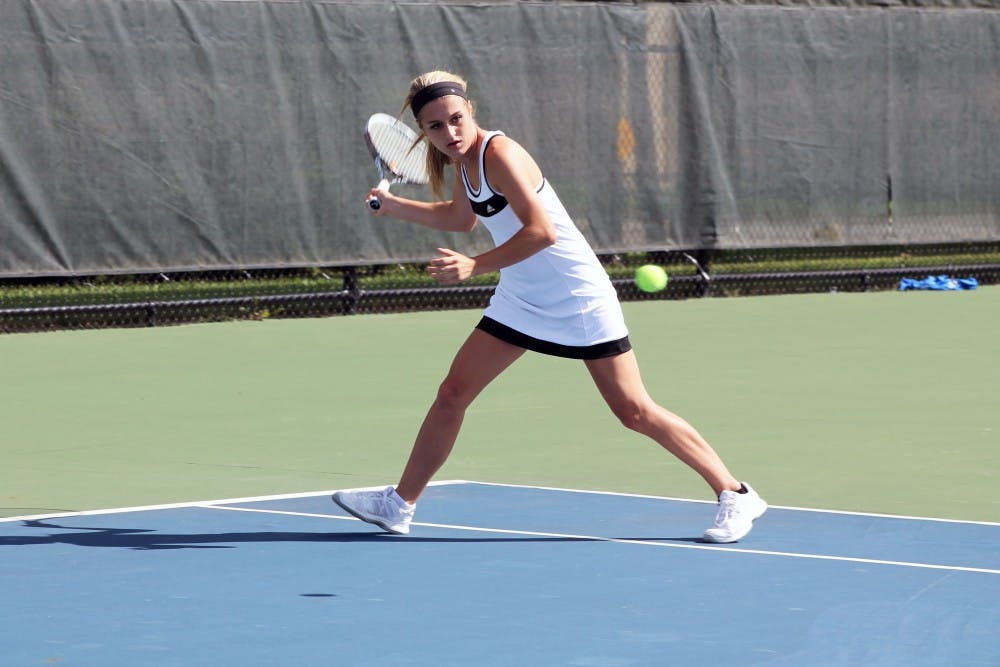 13765_womenstennis_rgb02o
