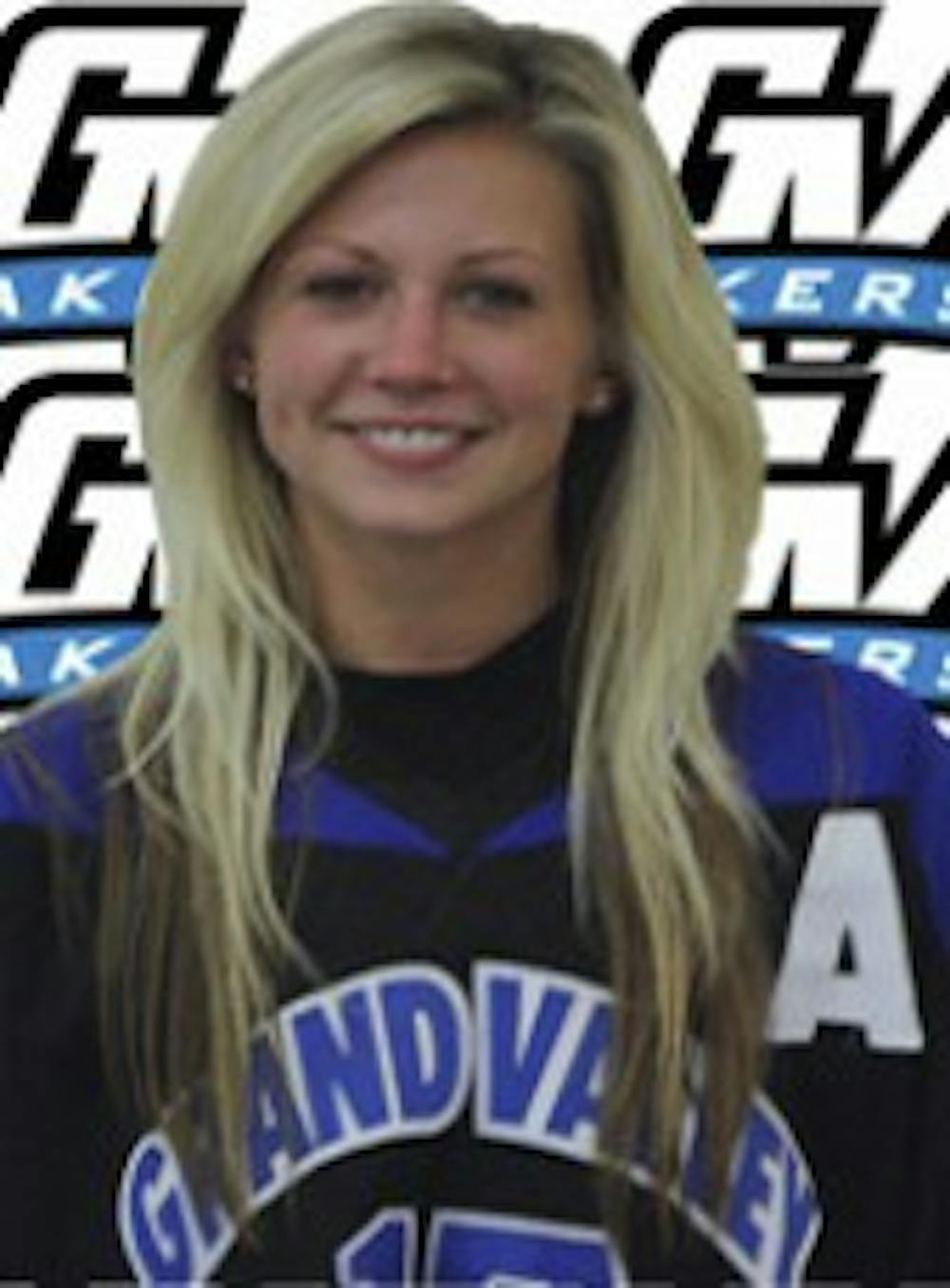 w_hockey_shelby_kucharski