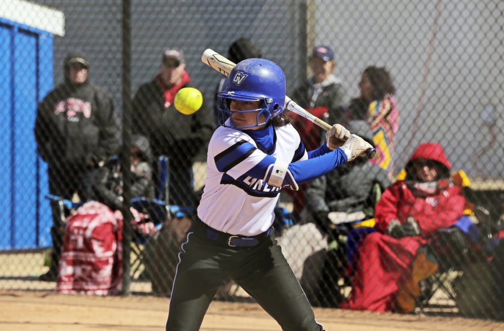 SoftballvsSVSU_RGB01