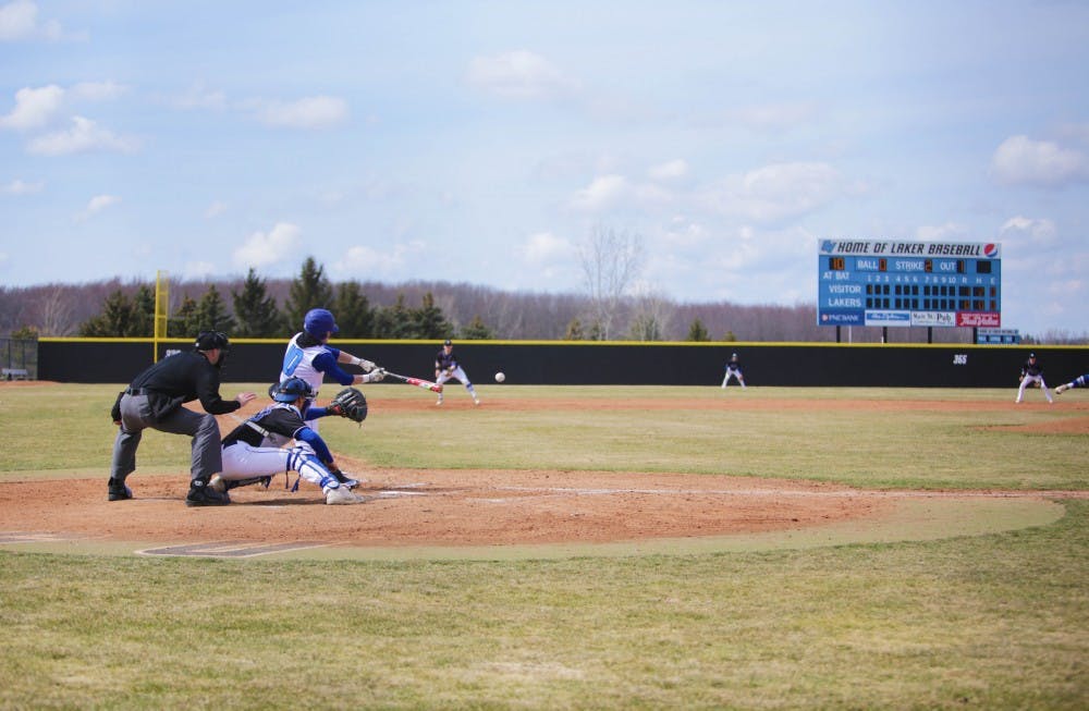 baseballvshillsdale-rgb00