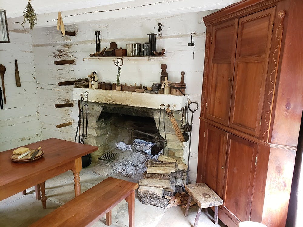 lincolninteriortable