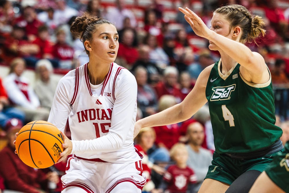 iu wbb-28.jpg
