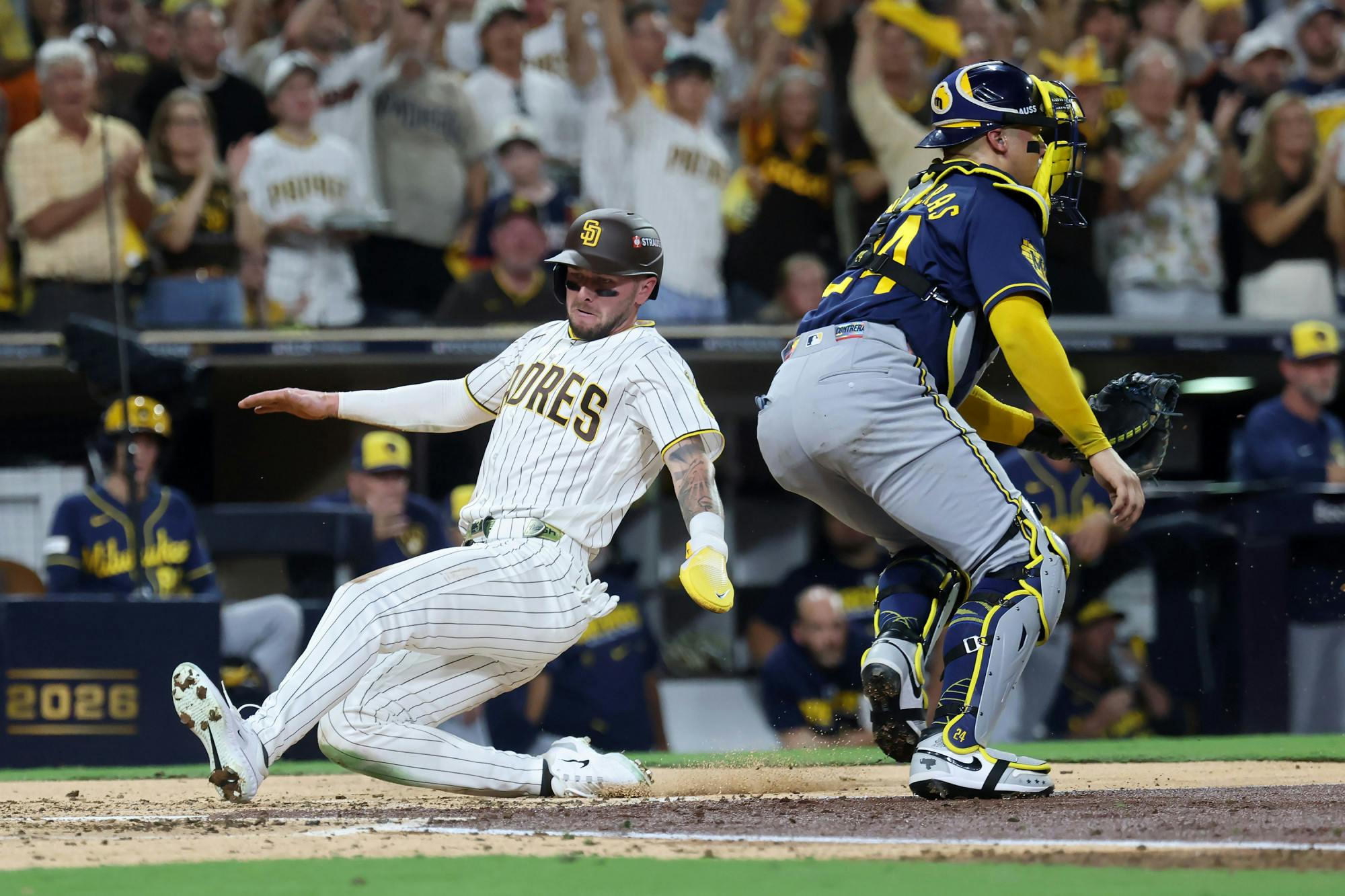 SPORTS-BBN-BREWERS-PADRES-GET
