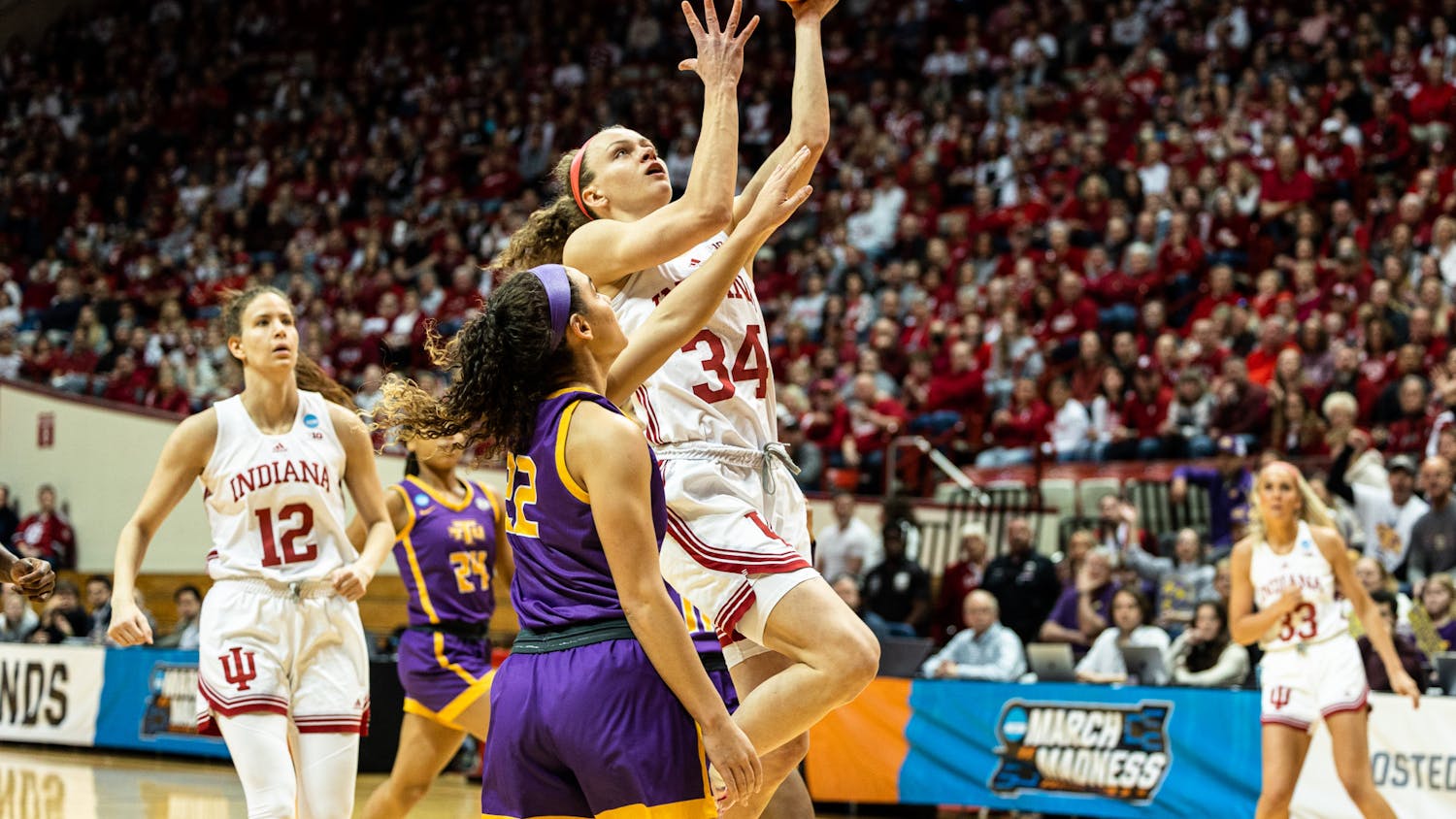 Photos: No. 1 Indiana rolls past No. 16 Tennessee Tech