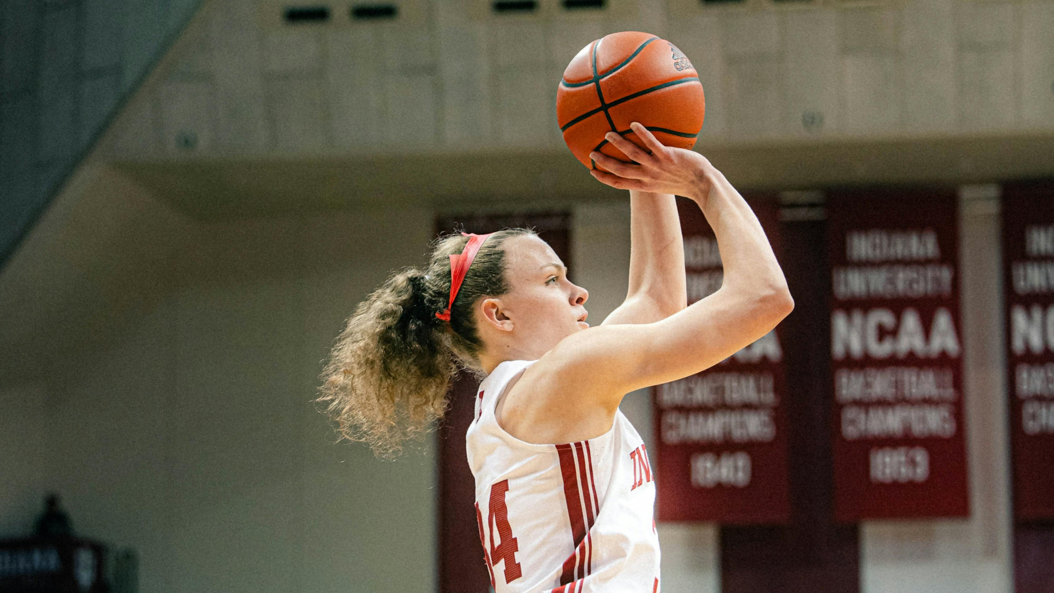 Indiana continues dominance over Wisconsin with 93-56 win - Vimarsana News