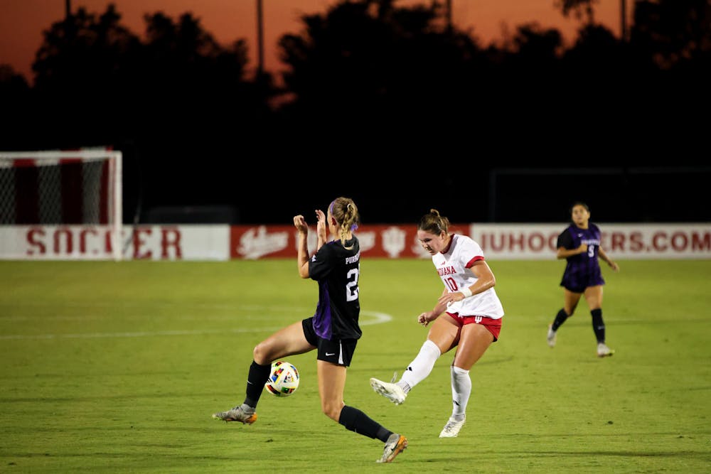 Elle Britt takes a shot during Indiana's win over Evansville on Sept. 5, 2024. (HN photo/Jaren Himelick)