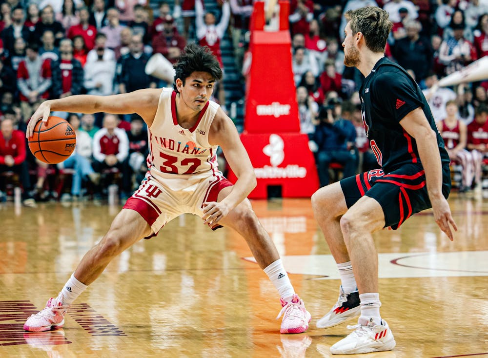 Trey Galloway dribbles during Indiana's win over Rutgers on Feb. 7. (HN photo/Cam Schultz)