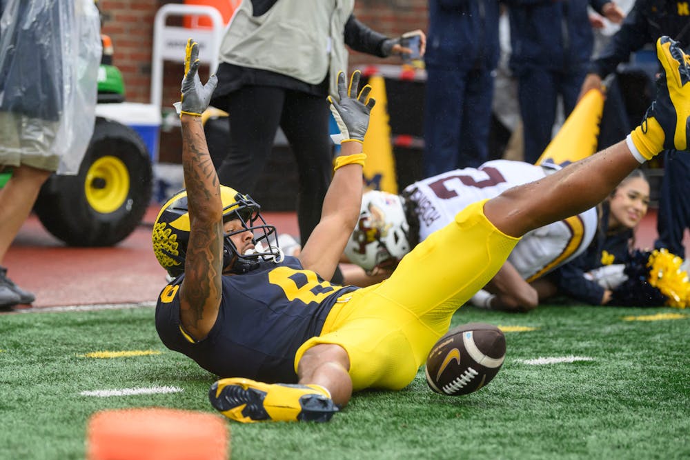 SPORTS-MICHIGAN-MOVES-UP-ASSOCIATED-PRESS-31-DTN.jpg