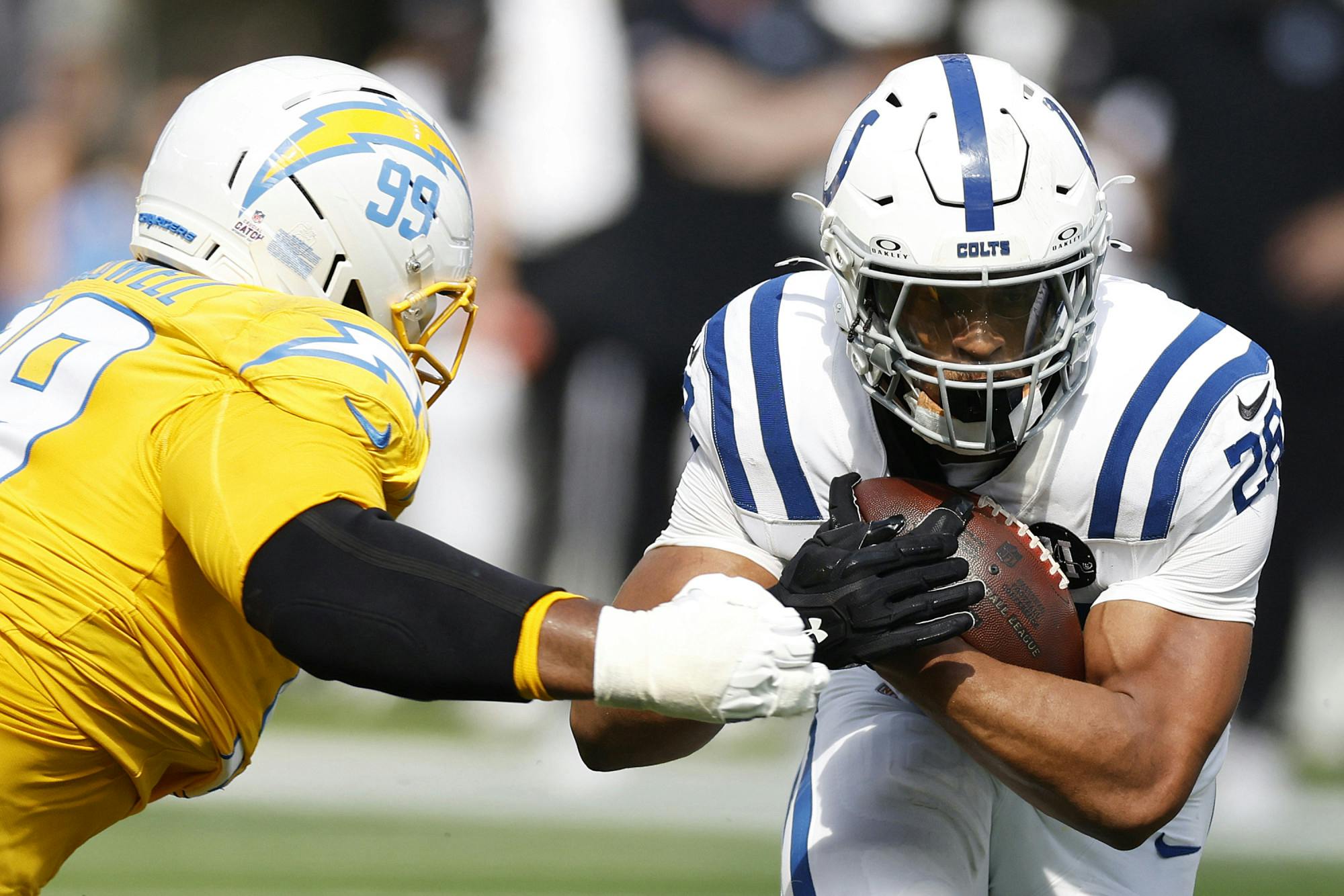 SPORTS-FBN-COLTS-CHARGERS-GET