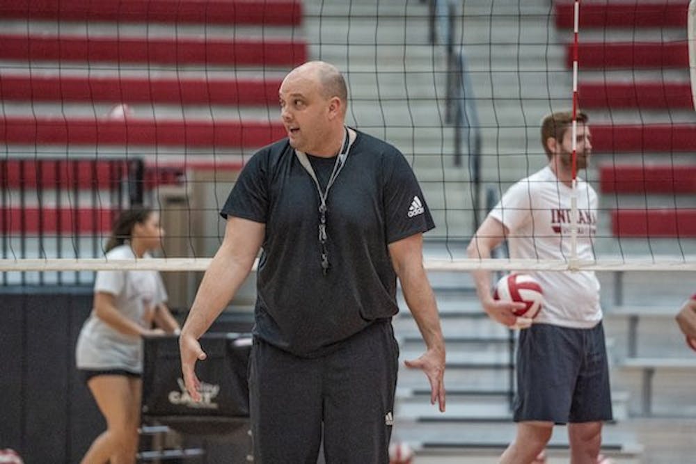 <p>Indiana Volleyball Head Coach Steve Aird gives direction during a practice inside Wilkinson Hall.</p>